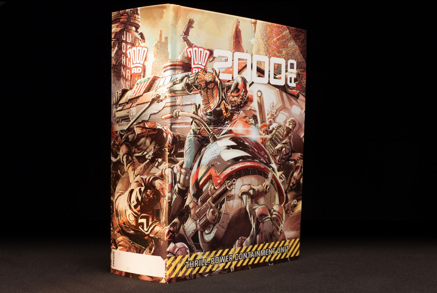 2000 AD THRILL-CONTAINMENT BINDER, LTD EDITION (Jake Lynch Design)